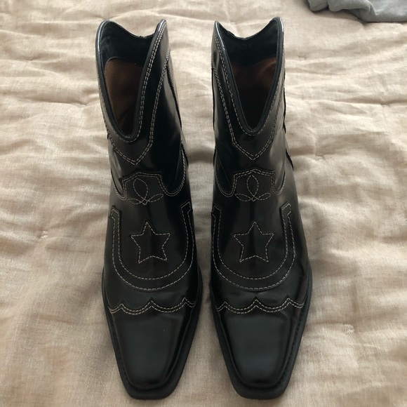 ganni black boots